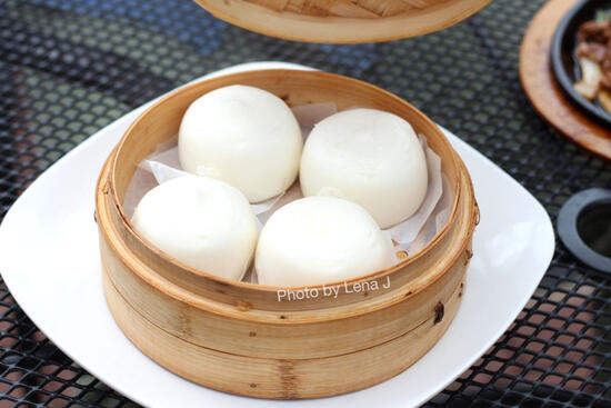 molten custard buns (pc lena j)